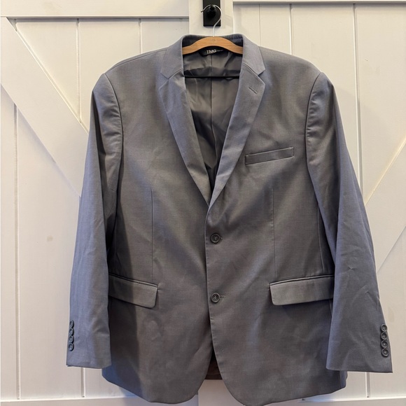 The Modern Groom Men's Gray Suit Jacket